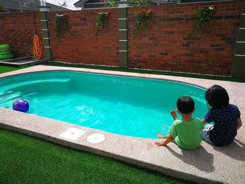 Pool view, Swimming pool