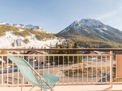 Appartement 3 pièces pour 6 au ski avec parking à Montgenèvre - FR-1-330D-13 Apartment in Montgenèvre