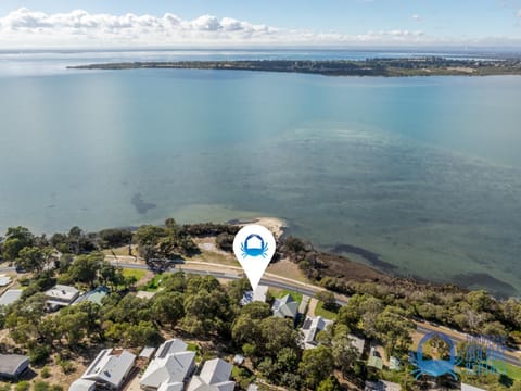 Relax At Dawesville Estuary Haus in Dawesville