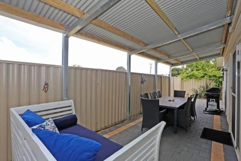 Relax at Falcon By The Bay House in Mandurah