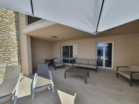 St-Florent Appartement neuf vue mer panoramique piscine 4 chambres - MOR401 Apartment in Saint-Florent
