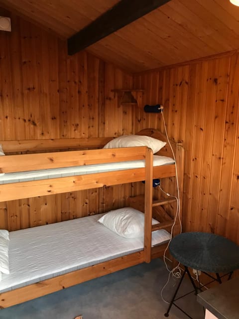 Björsjöås Vildmark - Small camping cabin close to nature Capanno nella natura in Gothenburg