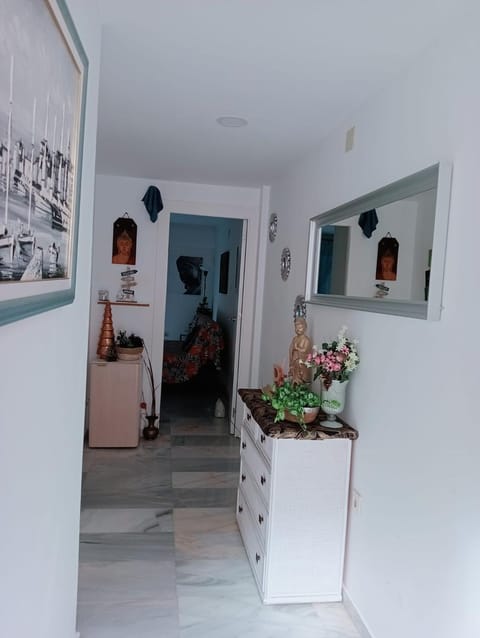 Apartamento con wifi, mascotas bienvenidas Apartment in Benidorm