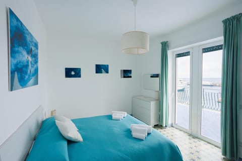 Bedroom, Sea view