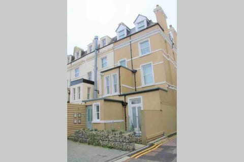 The Hideaway Apartment in Folkestone