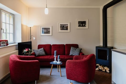 Living room, Photo of the whole room, Seating area