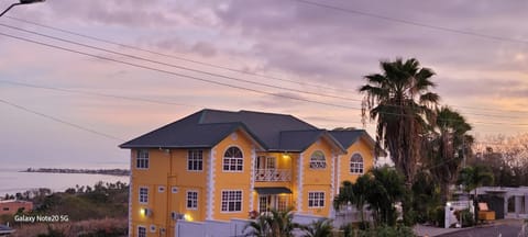 Faith's Villa Tobago Übernachtung mit Frühstück in Western Tobago
