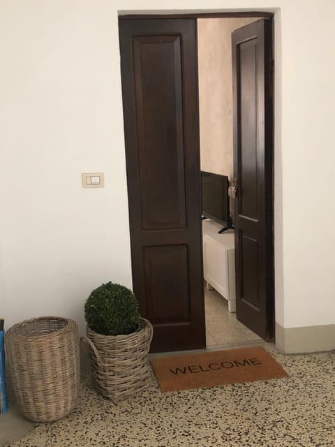 Bixio 81 Apartment in Parma