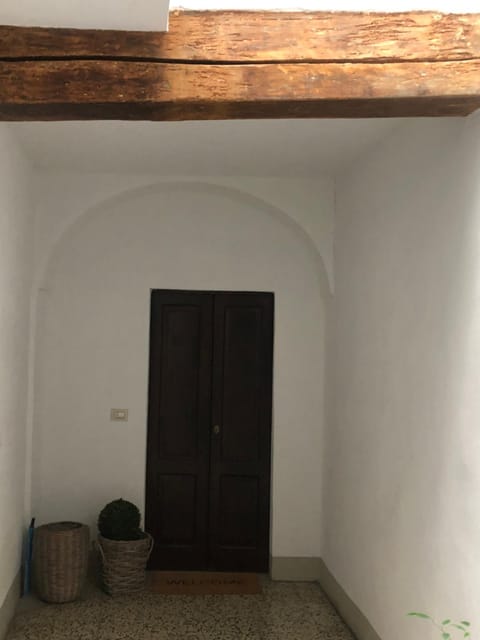 Bixio 81 Apartment in Parma