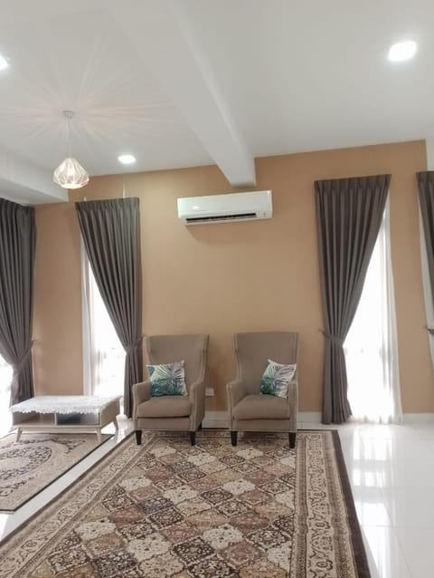 Pinevalley Homestay Putrajaya Presint 12 House in Putrajaya