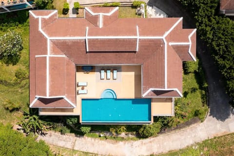 Property building, Day, Bird's eye view, Balcony/Terrace, Pool view, Swimming pool