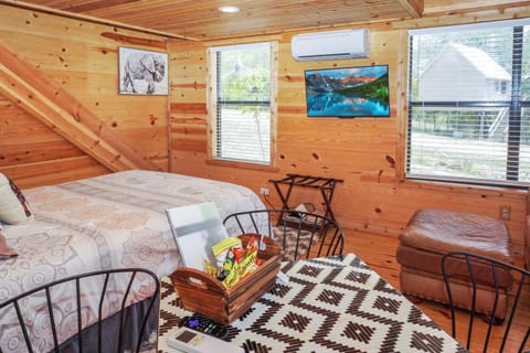 Bed, TV and multimedia