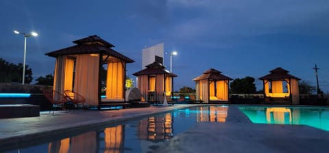 Pool view, Swimming pool, Swimming pool