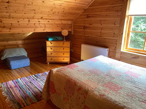 Riverside log cabin House in Leitrim, Co. Leitrim, Ireland