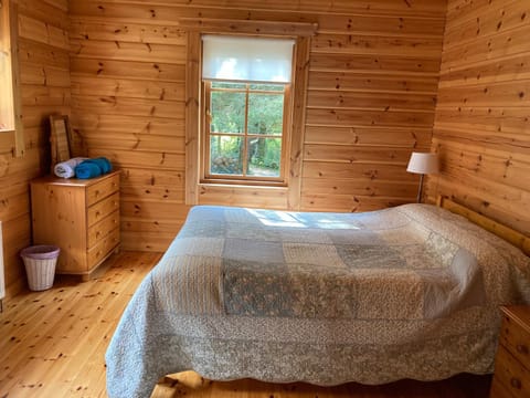 Riverside log cabin House in Leitrim, Co. Leitrim, Ireland