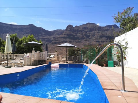 Mountain view, Swimming pool, Swimming pool