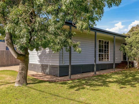 Beachcomber Bliss House in Smiths Beach