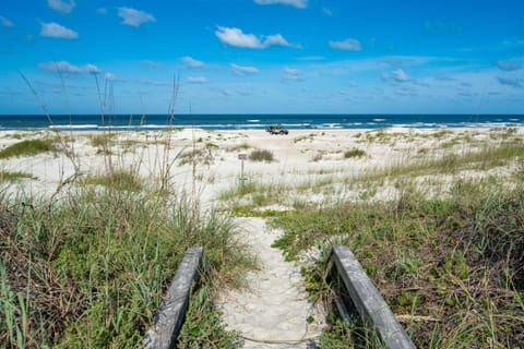 Seascape Family Beach Retreat House in Saint Augustine Beach