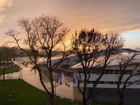 Nearby landmark, Neighbourhood, Beach, Landmark view
