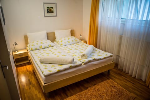 Apartments and Rooms Villa Vive Bed and Breakfast in Bled