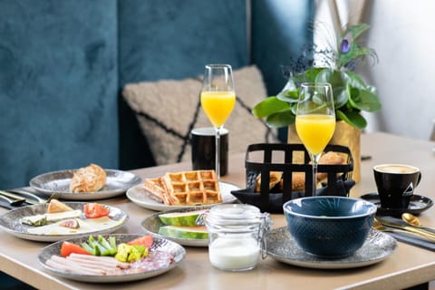 Breakfast