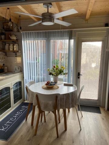 Tinyhouse Woody at the Water Vacation rental in Zaandam