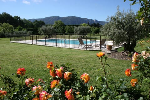 Le Moulin de Felix House in Provence-Alpes-Côte d'Azur
