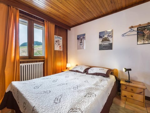 Appart 3P Courchevel, au pied des pistes, 2 chambres, balcon, pour 6 pers - FR-1-563-24 Apartment in Saint-Bon-Tarentaise