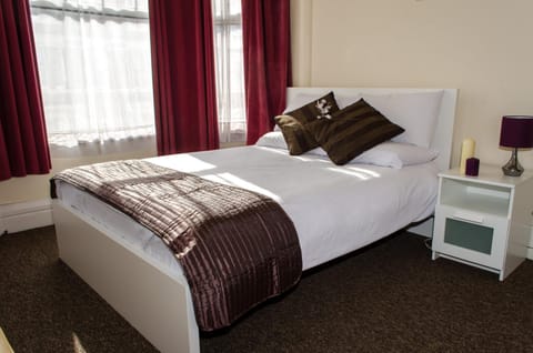 Campbells Guest House Hotel in Leicester