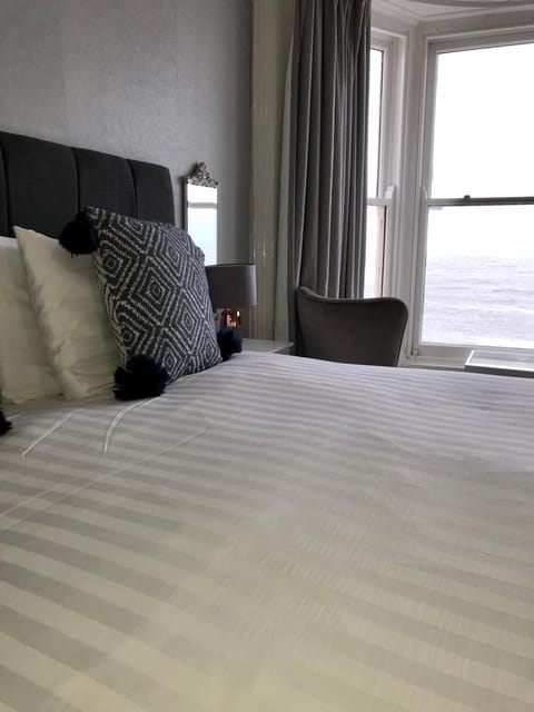 Bedroom, Sea view