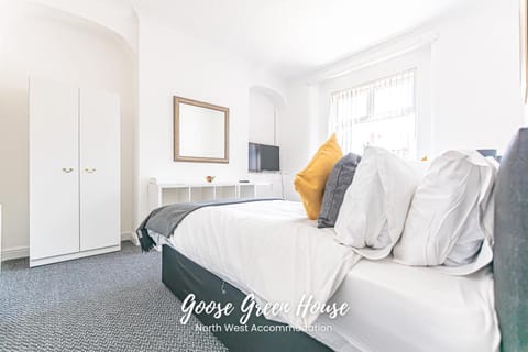 Goose Green Contractor Accommodation Haus in Wigan