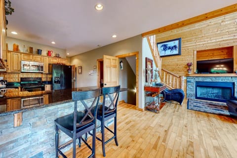 Red Roof Retreat House in White County