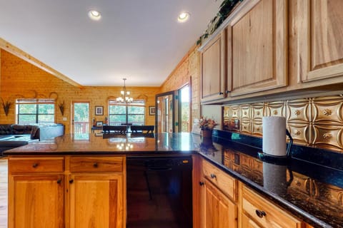 Red Roof Retreat House in White County