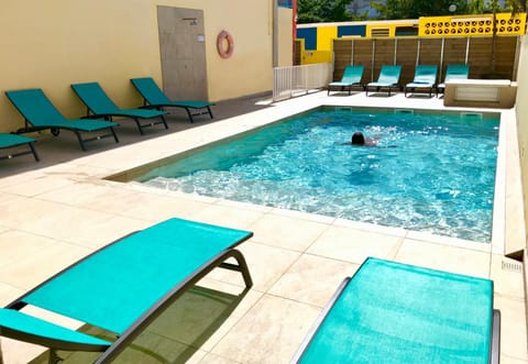 Pool view, Swimming pool