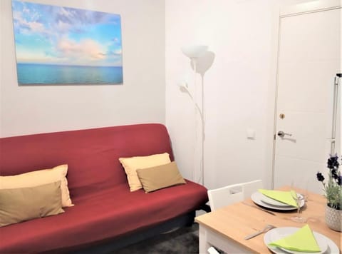 Petit Apartment Apartment in Badalona