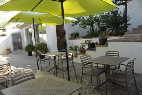 Villa La Conchiglia Rooms Alojamiento y desayuno in Cala Liberotto