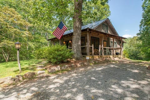 Horseshoe Hollow House in Gloucester