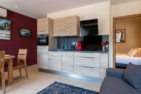 CAUCASE Annecy Rent Lodge Apartment in Annecy