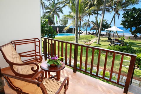 Balcony/Terrace, Garden view