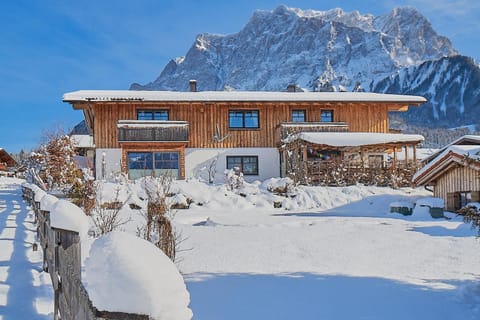 Property building, Winter