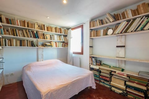 vallon des offs, vue de rêve, 13007 marseille Villa in Marseille