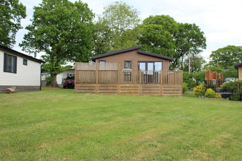 Property building, Natural landscape