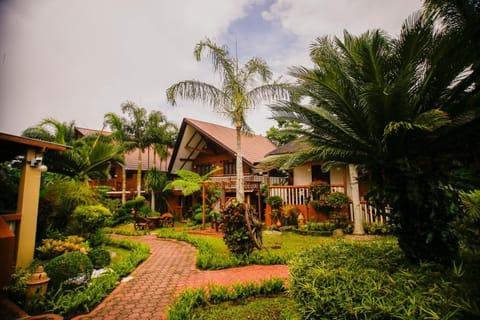 Property building, Garden