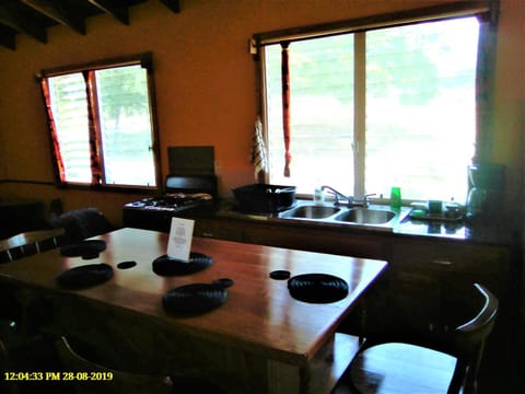 Fully equipped 2 bedroom tree top cottage, with large balcony in private garden House in San Ignacio