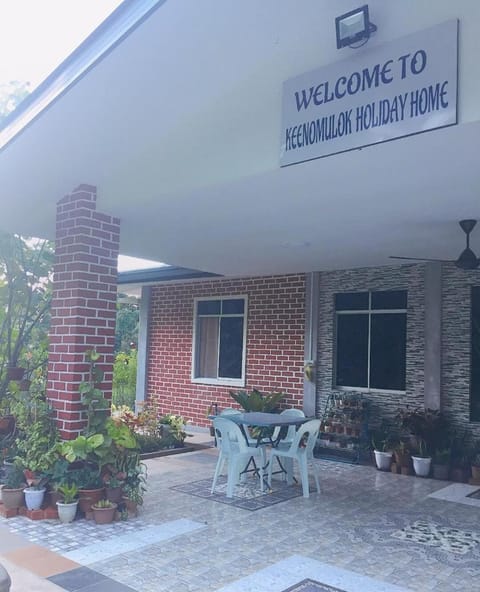 Keenomulok Holiday Home Urlaubsunterkunft in Sabah