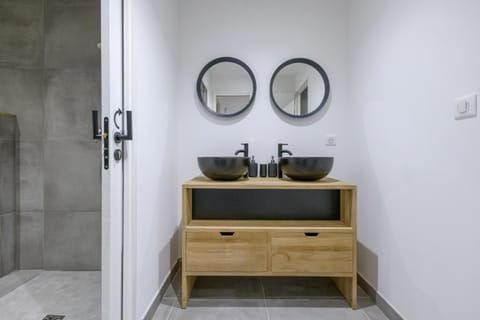 NOCNOC - Le Donatello Apartment in Lyon