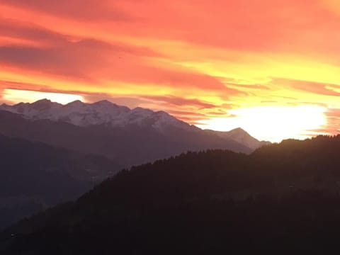Clasgieri - 3-Zimmer-Ferienwohnung für 4 - 6 Personen, 65m2 Apartment in Canton of Grisons