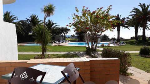 Balcony/Terrace, Pool view