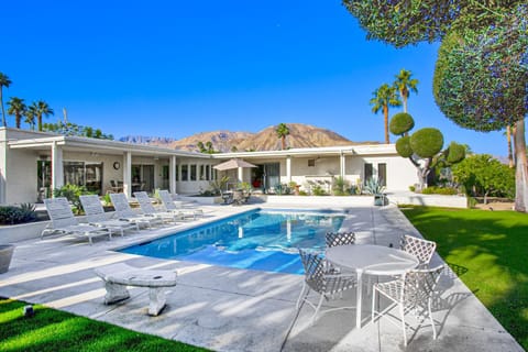 Kiss of the Mermaid House in Rancho Mirage