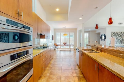 Escape to Escena House in Cathedral City